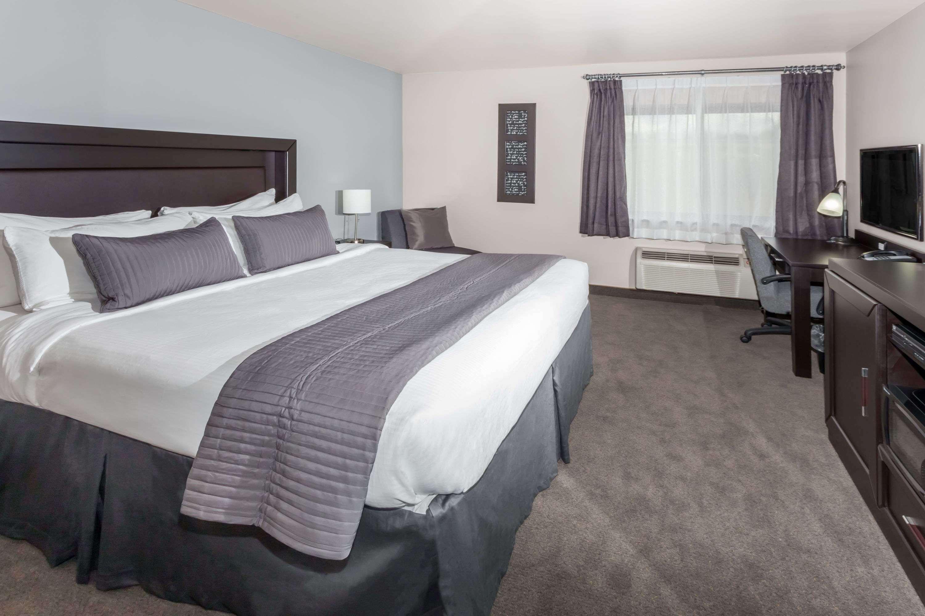 Baymont By Wyndham Glenview Hotell Exteriör bild